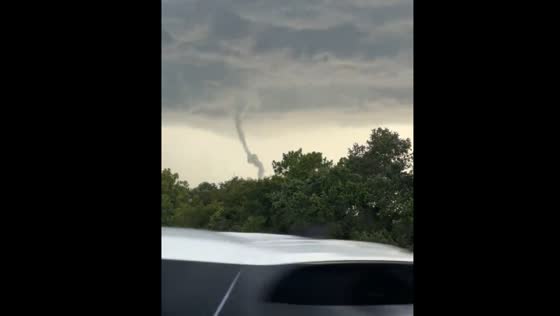 Funnel cloud spotted over Gibsonton, Florida