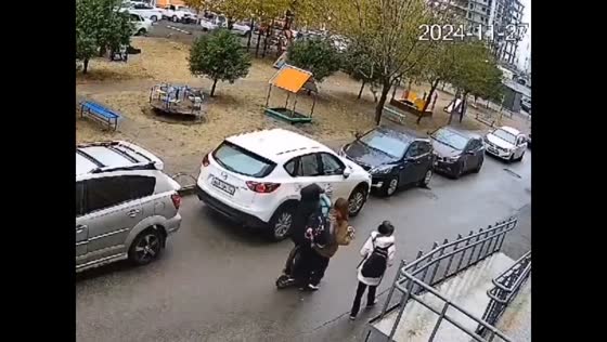 Scooter crash knocks into schoolgirls in Krasnodar, Russia