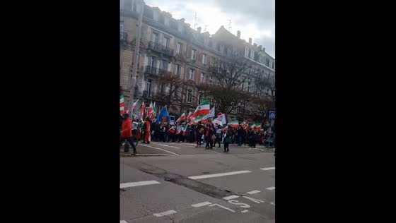 Iranians protest in front of the European Parliament to list the IRGC as a terrorist organization.