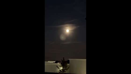 Mesmerizing Cold Moon rise captured in Henderson, Nevada, USA