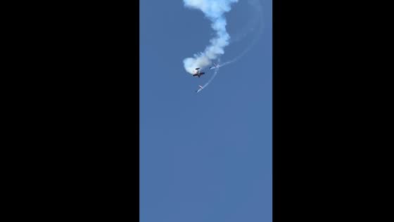 Charleston air show thrills with spinning aircraft and parachute descent 