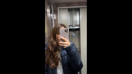  Woman films herself stuck in malfunctioning elevator in Tbilisi, Georgia