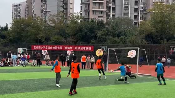 Young boy displays exceptional football skills in Sichuan, China