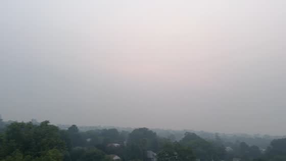 Canadian wildfire smoke blankets Washington D.C., USA