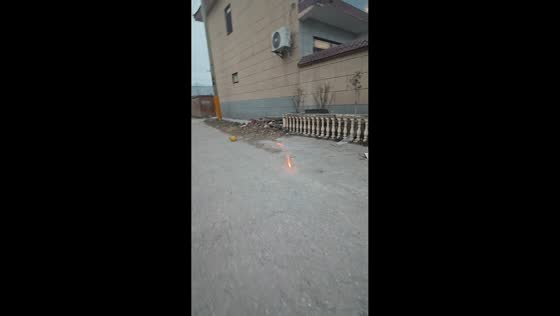 Ground spinner sparks surprise moment in Jiangsu, China