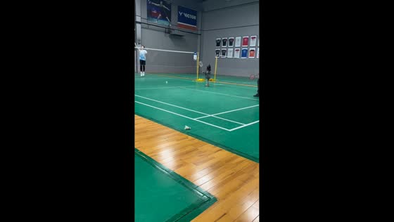 Three-year-old showcases impressive badminton skills in Tianjin, China