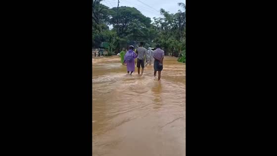 Heavy rain causes flooding on Malappuram Munduparamba Bypass, Kerala, India