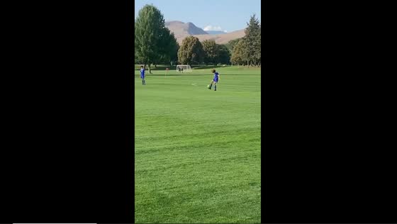 High school football freestyler's incredible neck stall