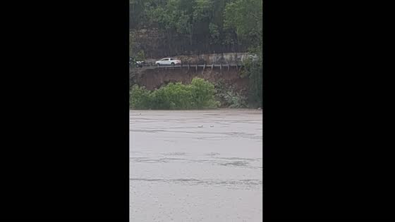 Road erosion threatens collapse into lake amid heavy rains in Branson, MO