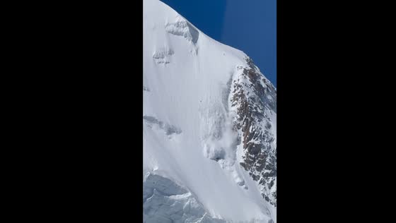 Moderate avalanche in Chamonix-Mont-Blanc