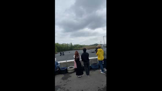 Wheelie mishap: motorbike throttle sticks, leads to spectator scare