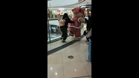 Boom Bear mascot causes playful chaos at mall in Jilin, China