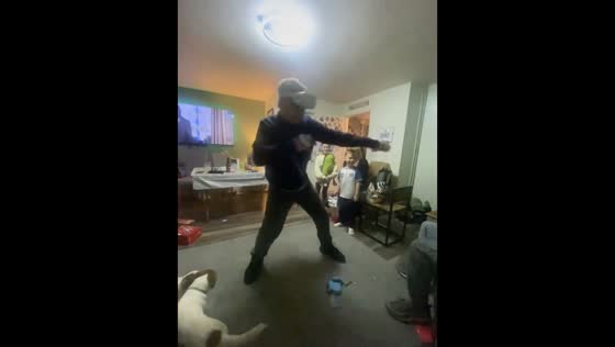 In-law nearly hits everyone while using VR goggles in England, UK