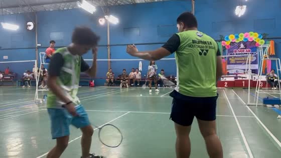 Teammate accidentally hit with badminton racket at Davao Court