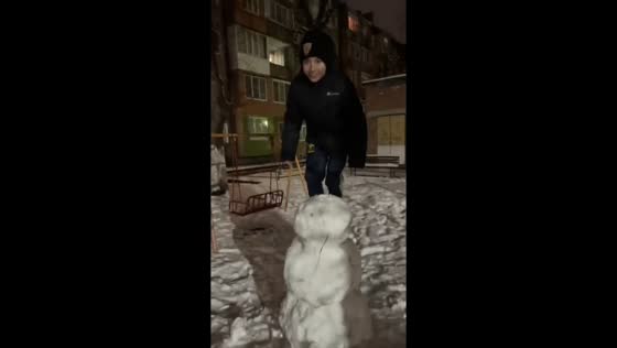 Backflip mishap on snowman in Vladikavkaz, Russia