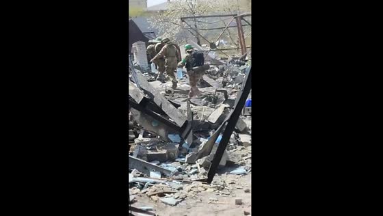 Ukrainian soldiers in intense combat: Donetsk conflict footage