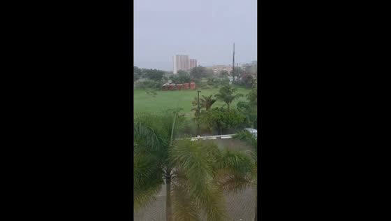 Strong wind gusts as Hurricane Melissa approaches Kingston, Jamaica