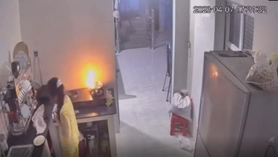 Quick thinking saves the day: daughter's cool response stops stove fire