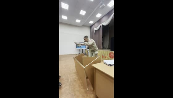 Student attempts daring jump and breaks desk in Chelyabinsk, Russia