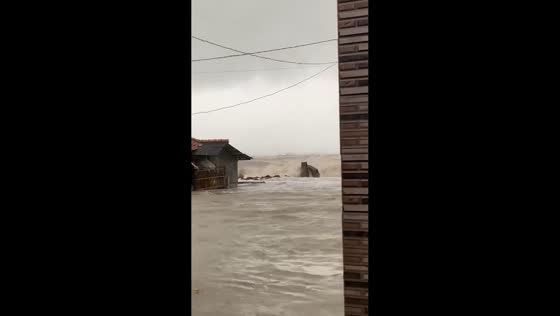 Monster waves and storm surge cause destruction in Indramayu, Indonesia