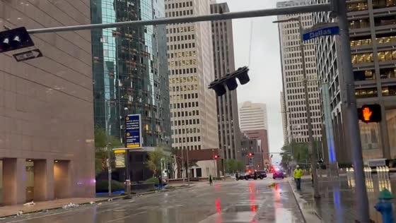 Severe storm causes building window damage in downtown Houston