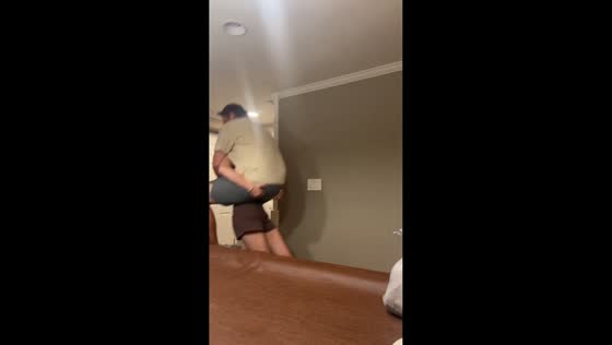 Couple’s playful moment ends in unexpected tumble in Montana, USA