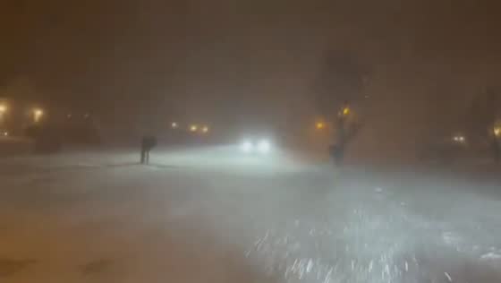 Whiteout blizzard hits Chili amid bomb cyclone in New York, USA
