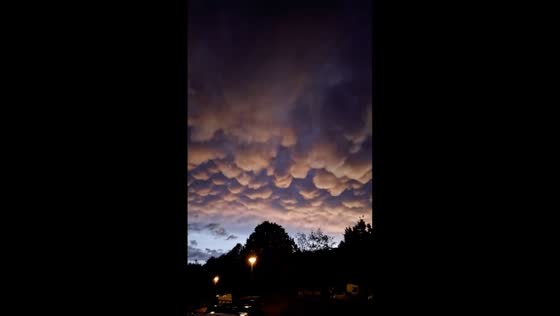 Striking mammatus clouds fill evening sky over Limoges, France