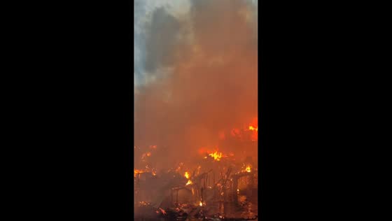 Massive blaze engulfs over 400 homes in Davao, Philippines
