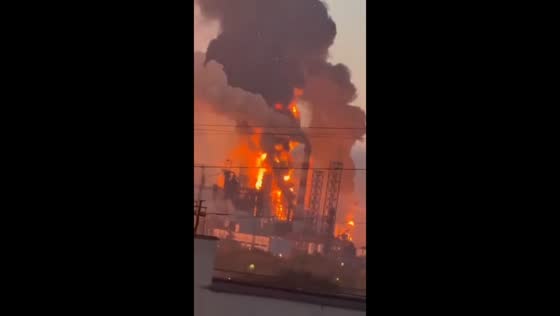 Huge fire and thick smoke rise from oil refinery after reported drone attack, Kapotnya, Russia