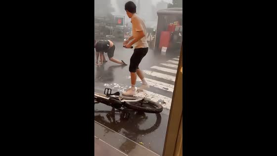 Man struck by flying parking sign during storm in Vaihingen an der Enz, Germany