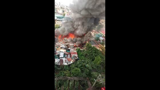 Widespread fire destroys homes in Pasay, Philippines