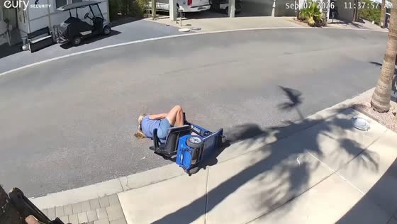 Woman hilariously falls from mobility scooter while reversing in Arizona, USA
