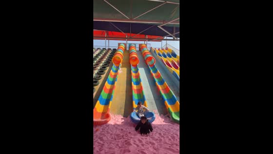 Children collide on amusement park slide in Guizhou, China