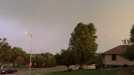 Severe thunderstorm with 91 mph winds in Omaha, Nebraska