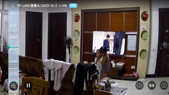 Sister saves sibling from choking incident in Hainan, China
