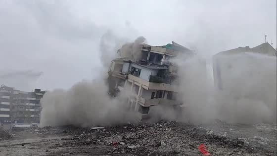 Building demolition captured in Sichuan, China