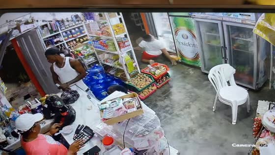Man slips and falls in Santo Domingo, Dominican Republic