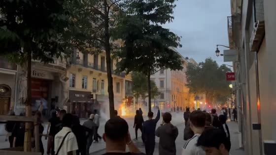 Police deploy tear gas at Lyon's Place Bellecour amid protests against far-right election victory
