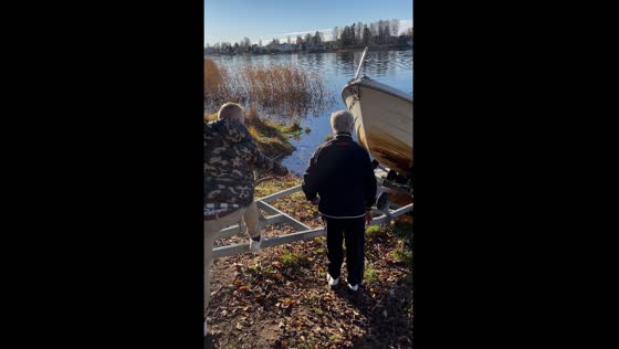 Boat loading mishap in Karlstad, Sweden