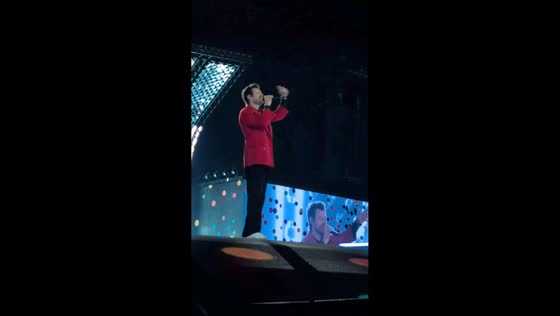 Harry Styles slips on stage during concert in Mexico