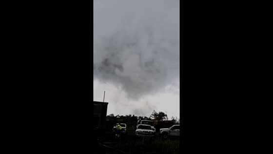 Tornado hits Uniontown, Kentucky