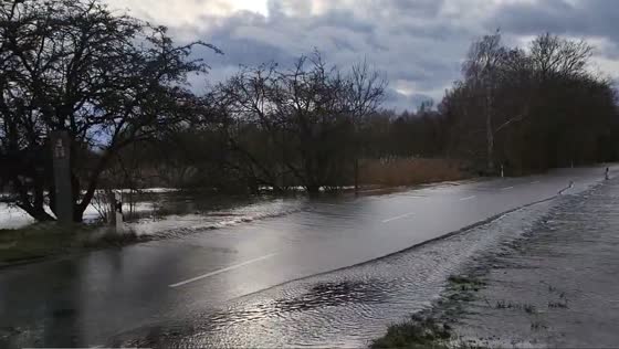 Hanover-Dohren Bridge Road closed: Bruckstrabe, Germany faces severe flooding