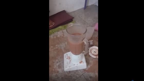 Blender blunder: hilarious oreo ice mishap takes center stage!