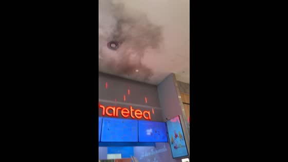 Thick smoke fills Northland Shopping Centre food court after kitchen fire in Preston, Australia