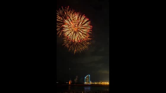 Chinese fireworks team lights up Barcelona during La Mercè in Spain