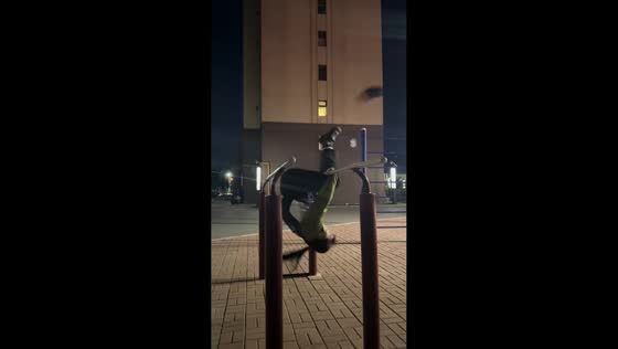 Unexpected calisthenics and flying slipper in Liaoning, China