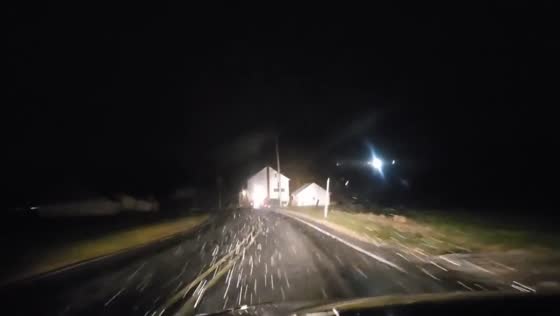 Heavy snow begins to fall in Elizabethtown, Pennsylvania, USA