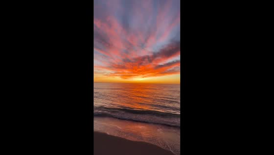 Stunning sunset captured at Venice Beach in Florida, USA