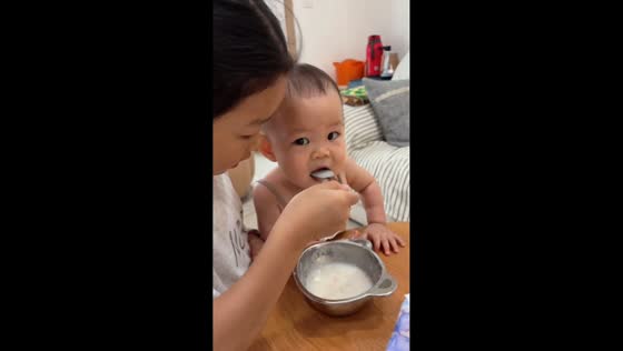 Toddler makes hilarious face after tasting food and walks away in Hebei, China